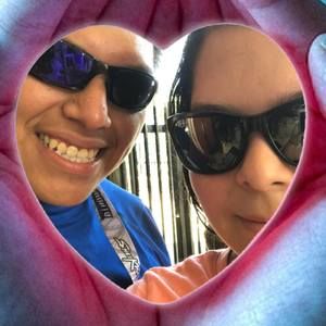 Meet your Posher, Flor